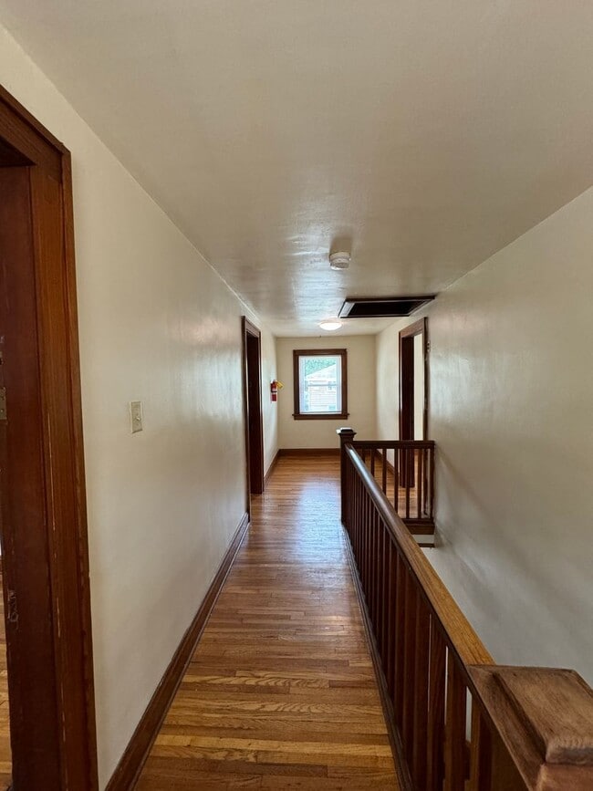 Building Photo - 183 W Patterson Ave