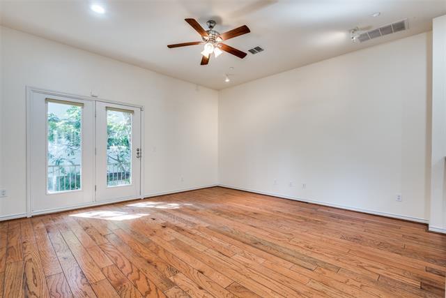 Building Photo - 4225 McKinney Ave