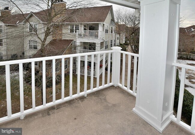 Building Photo - 5612 Willoughby Newton Dr