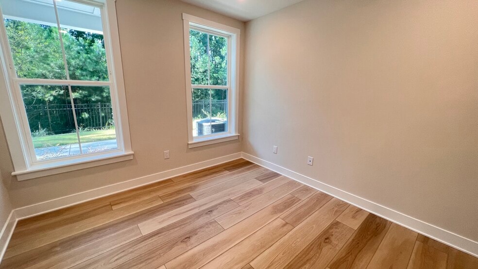 Office - 11548 Helmond Way