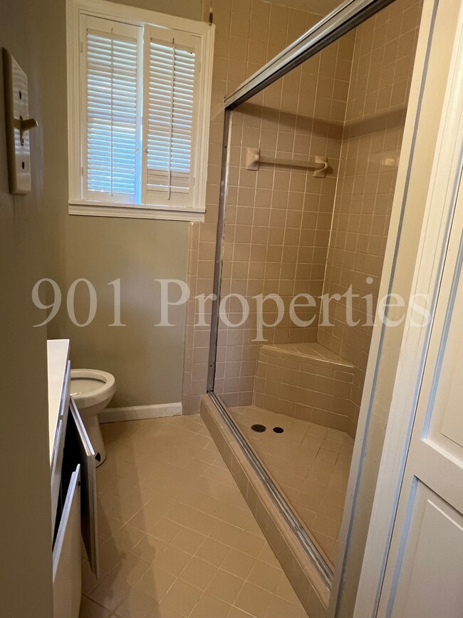 Building Photo - 5140 Longmeadow Cove