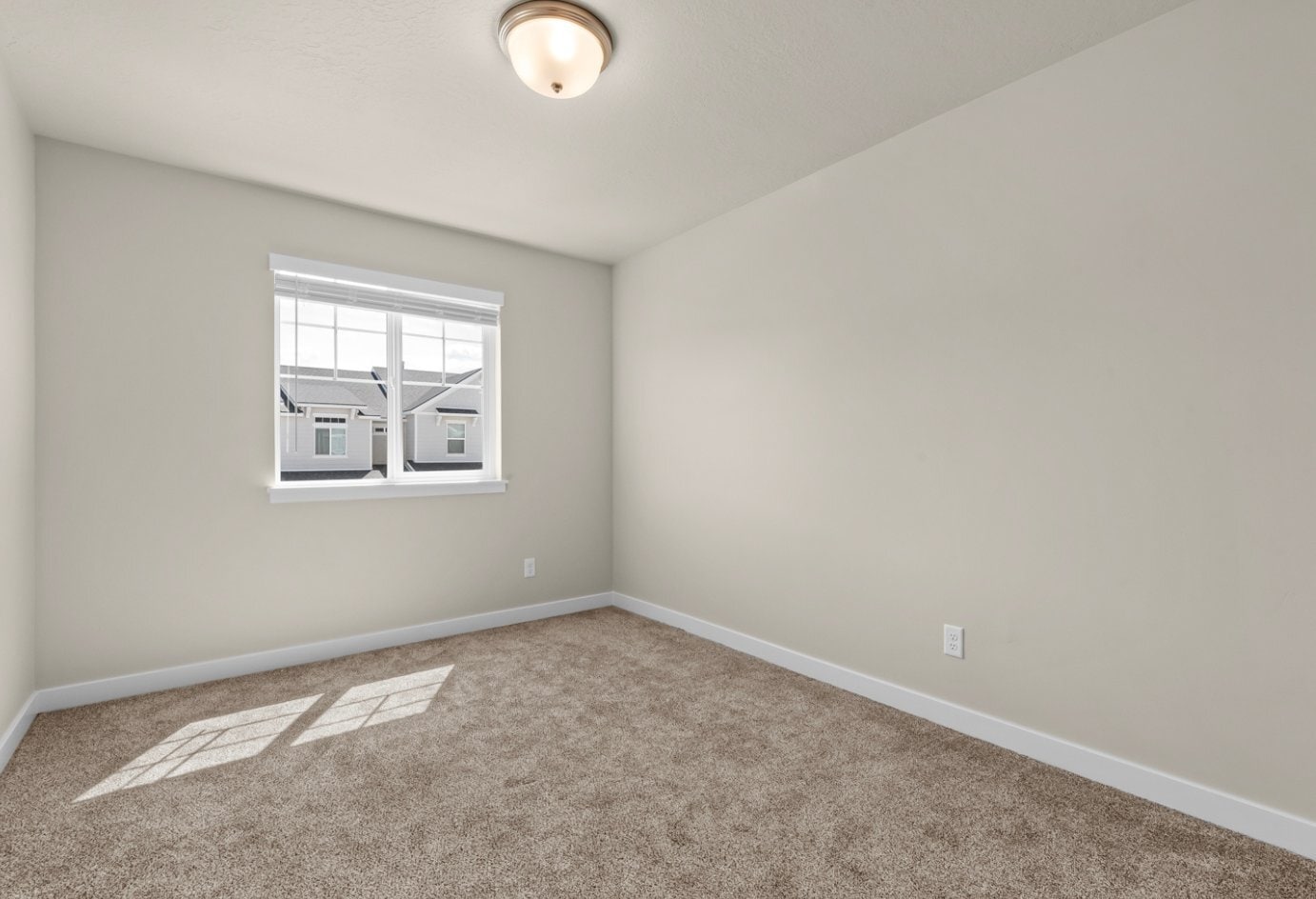 Building Photo - 4052 W Harper Ln