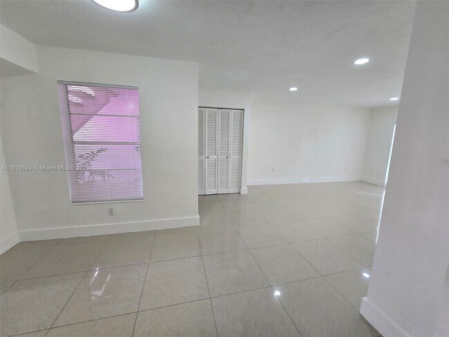 Building Photo - 7520 SW 82nd St