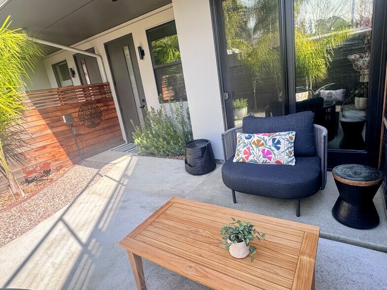 Private Backyard - 125 Darlington Ln