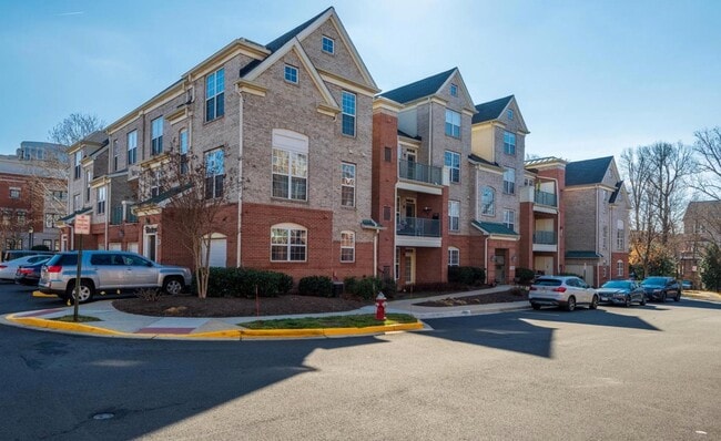 Building Photo - 12160 Abington Hall Pl