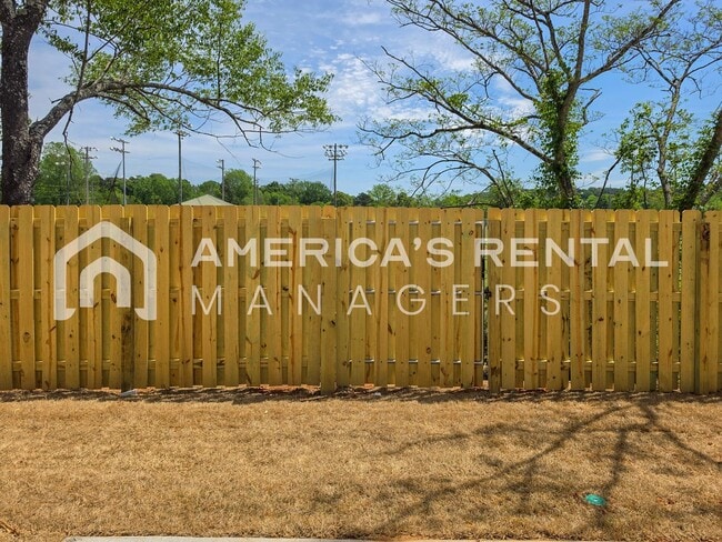 Building Photo - New Construction! Spacious Dual Level Townhome with Attached Garage for Rent in Decatur, AL! DEPO...