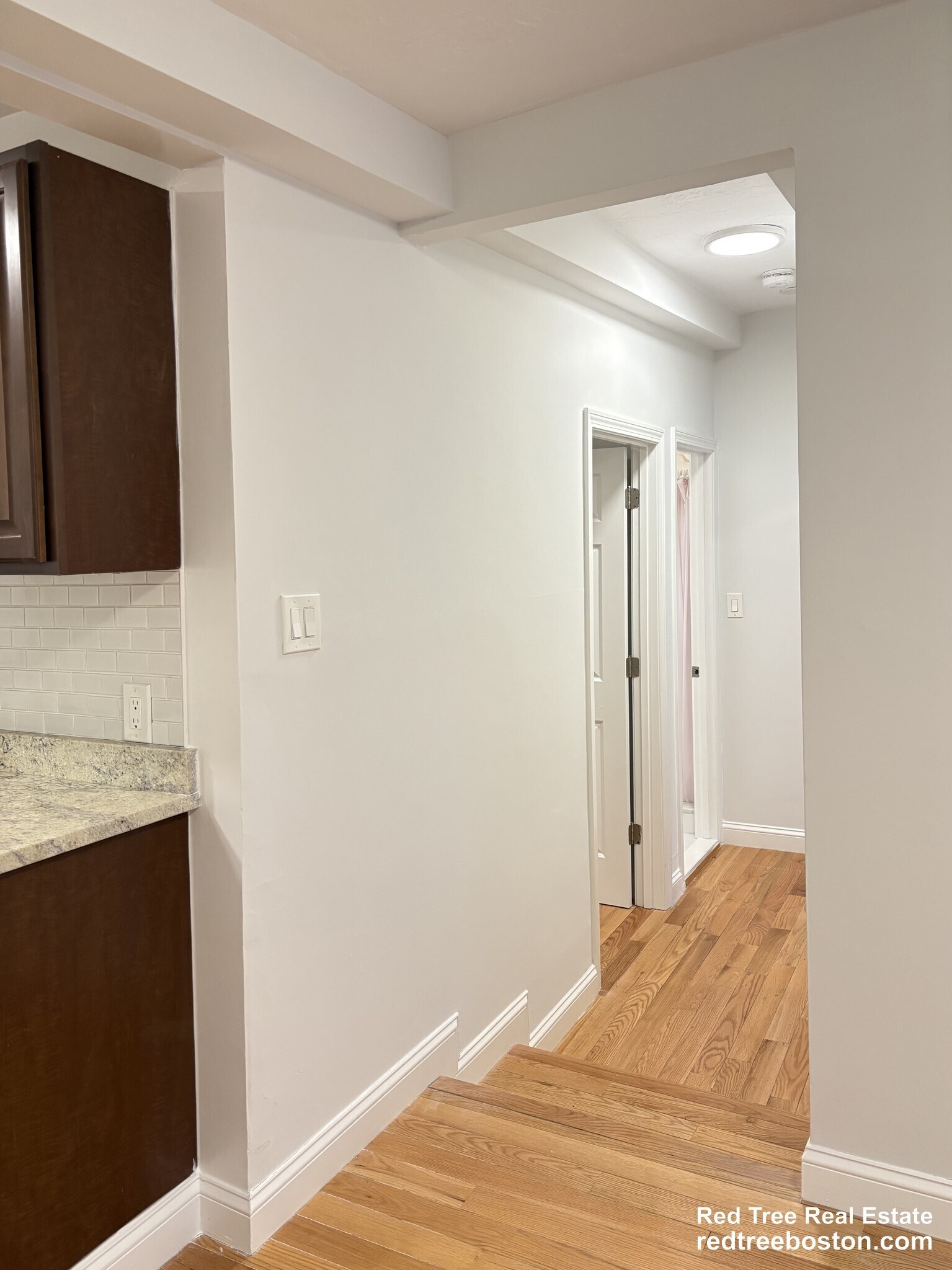 Building Photo - 19 Peterborough St