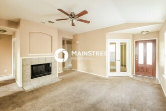 Building Photo - 3 Bedroom Pet-Friendly Home in San Antonio...