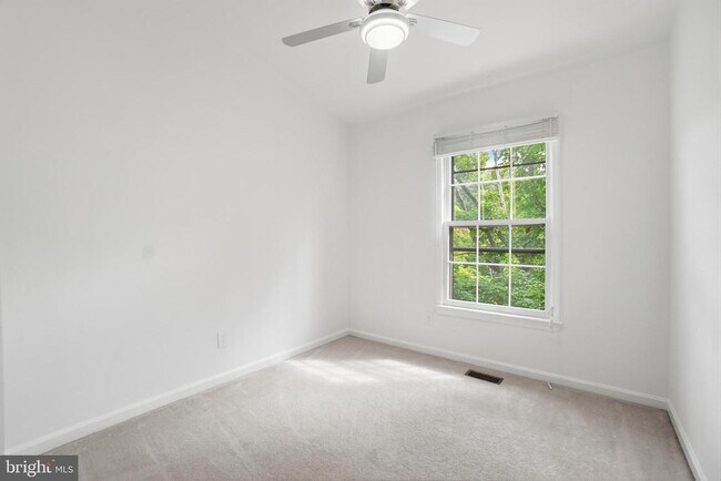 Building Photo - 12327 Sour Cherry Way