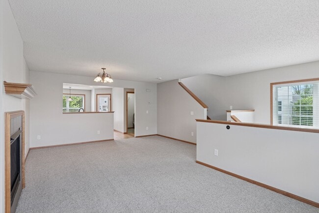 Building Photo - 15130 Fanning Dr N