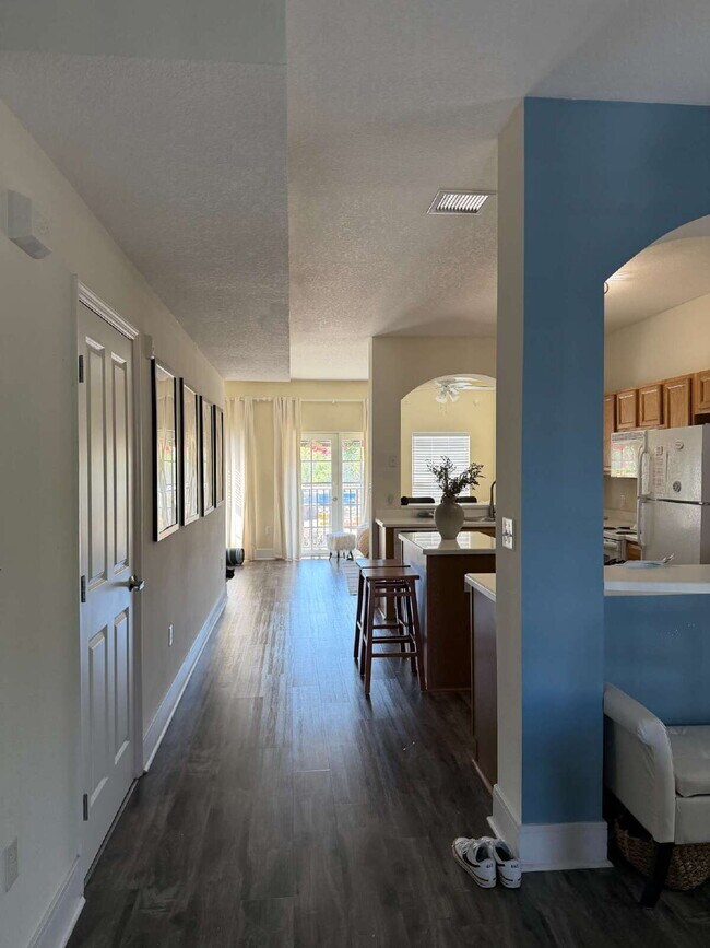 Building Photo - Spectacular 2/2.5 Condo in the Oldsmar Galleria Town Center Lifestyle