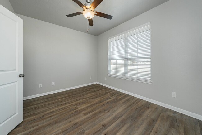 Building Photo - Where Style Meets Comfort: Elevate Your Living Experience