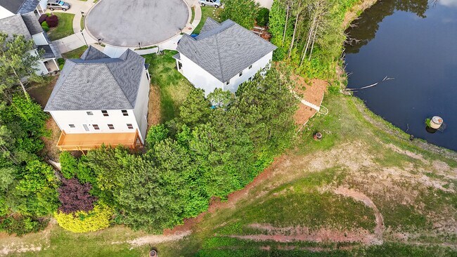 Building Photo - 336 Nobleman Way