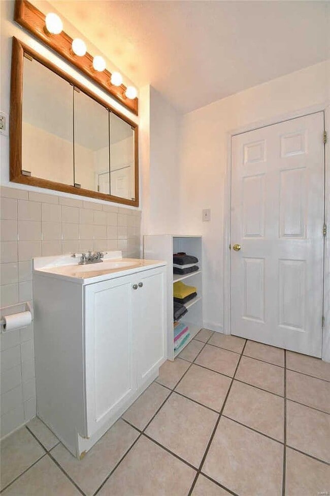 Building Photo - 3049 Orton St