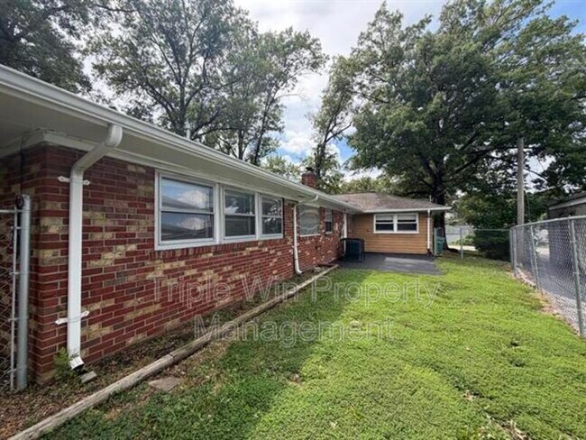 Building Photo - 8423 Korea Dr