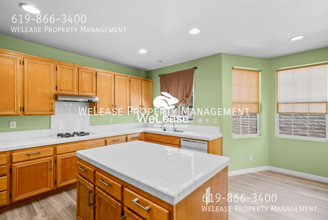 Building Photo - 516 Avenida Ortega