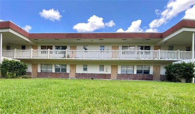 Primary Photo - 4163 SW 67th Ave