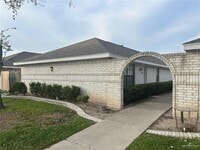 Building Photo - 8 Summer Breeze St