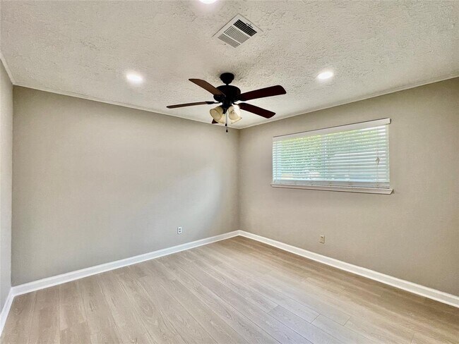 Building Photo - 1026 Park Meadow Dr