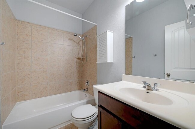 Building Photo - 176 Flannery Ln