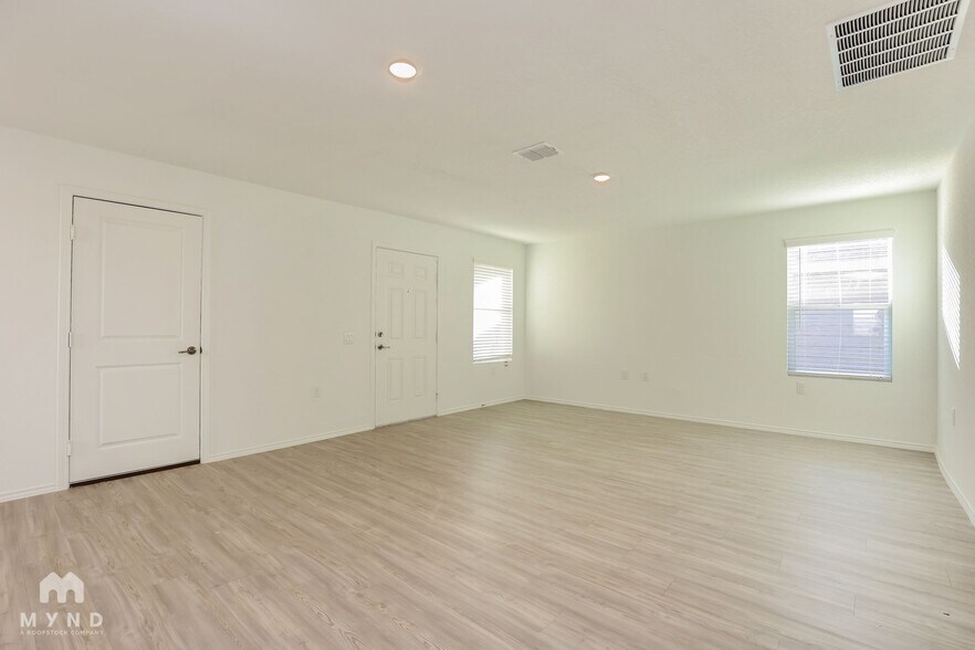 Building Photo - 4446 Emma Way