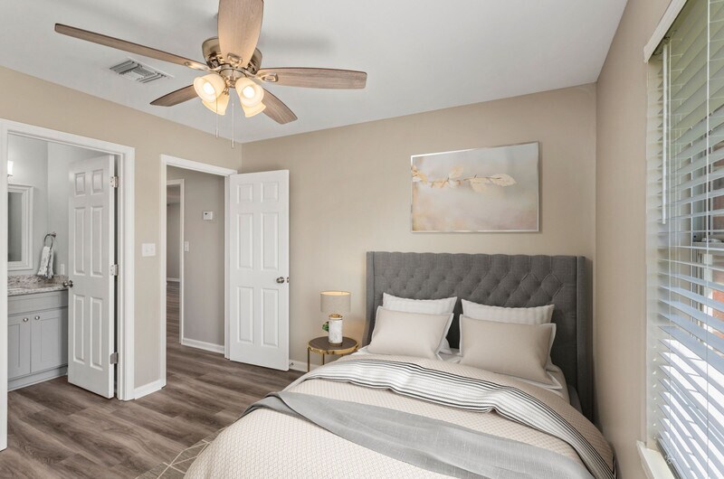 Building Photo - 109 Center Cir