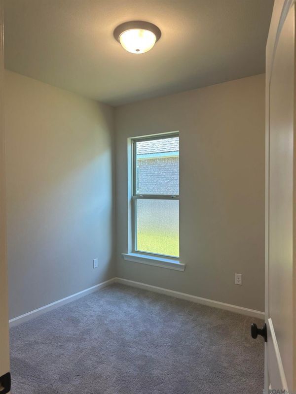 Building Photo - 25729 Raines Ave