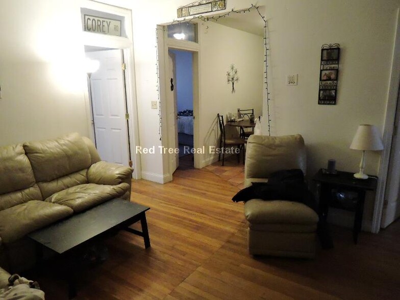 Building Photo - 27 Egremont Rd