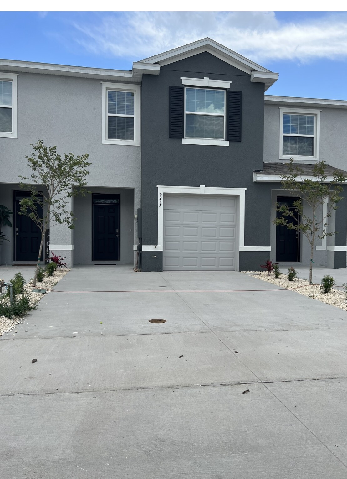 Building Photo - 5247 Dragonfly Dr