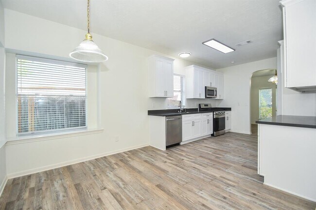 Building Photo - 1210 Windover Ct