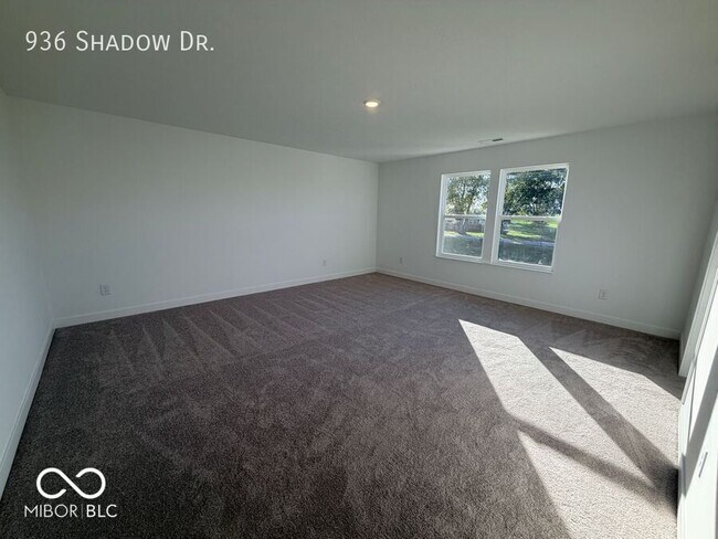 Building Photo - 936 Shadow Dr