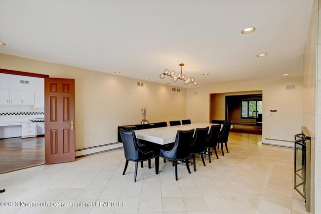 Building Photo - 84 Wickapecko Dr