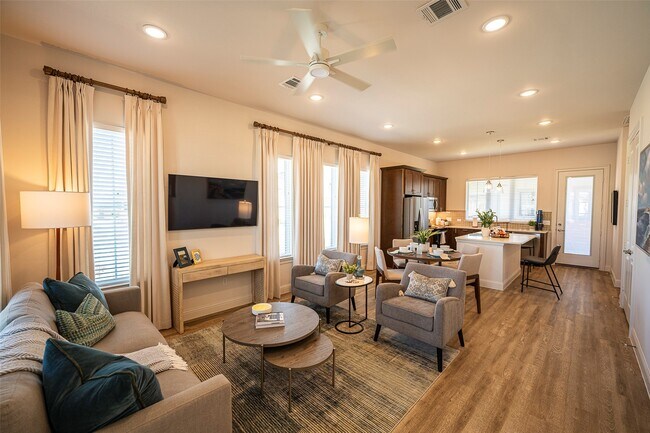 Building Photo - 14915 Sparrows Nest Ln