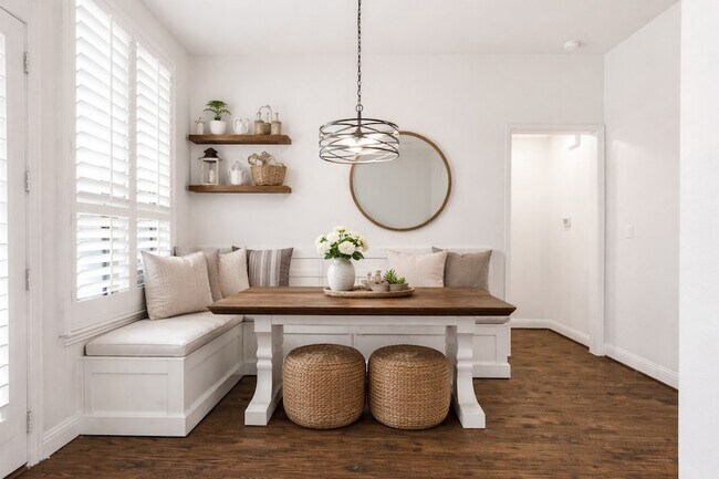 Building Photo - 4110 Maclin Dr