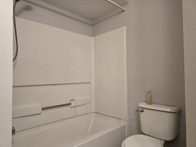 Building Photo - 4618 Tiger Trace Ln