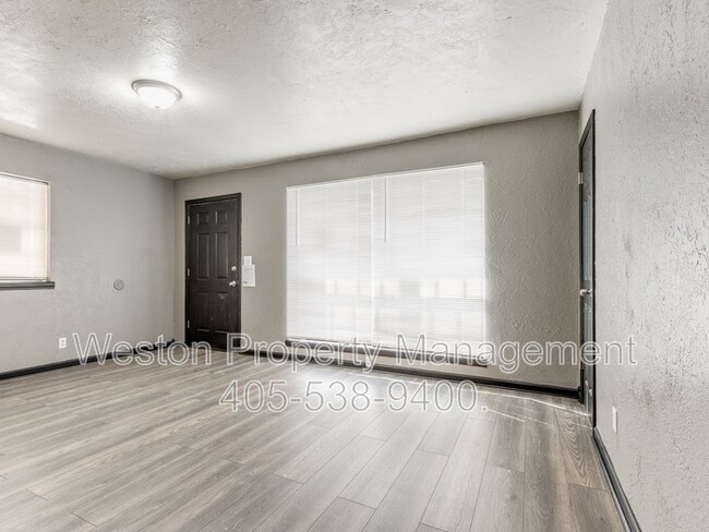 Building Photo - 1608 Magnolia Ave