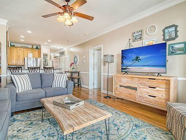 Building Photo - This exquisite condo boasts breathtaking o...