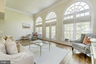 Building Photo - 4005 Mansion Dr NW