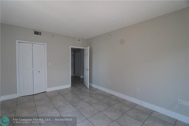 Building Photo - 3410 Coral Wy