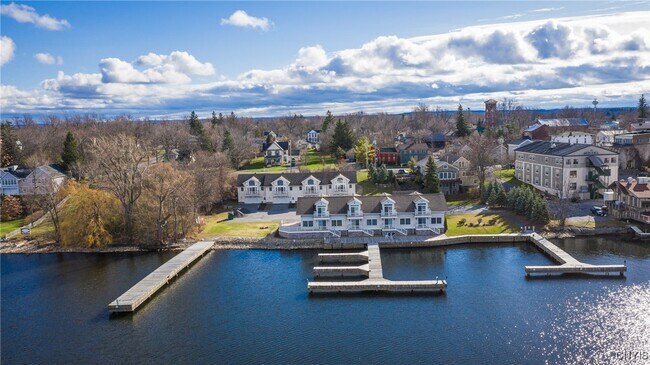 Building Photo - 207 General Smith Dr