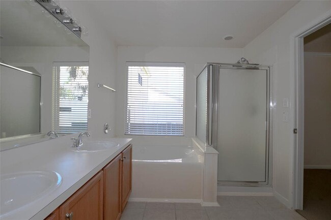 Building Photo - 20218 Cypresswood Glen