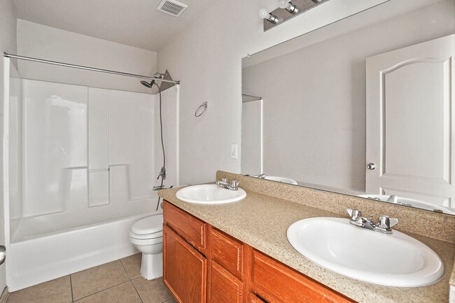 Building Photo - 12858 Hueco Hill Dr