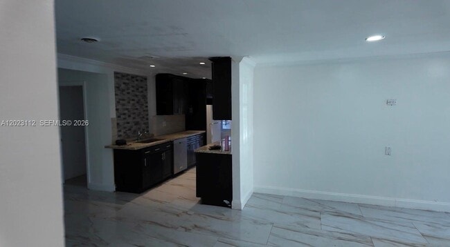 Building Photo - 3601 NW 34th Ave