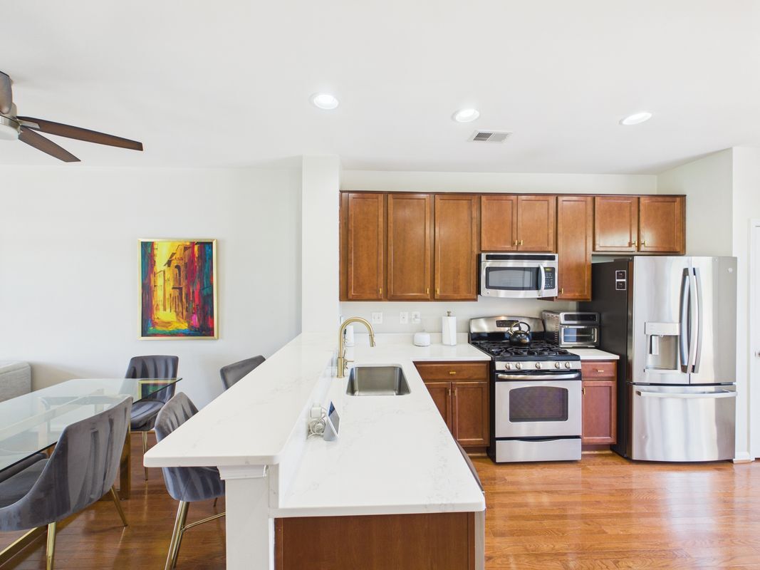 Building Photo - 15653 John Diskin Cir