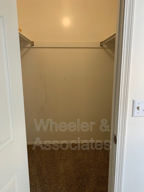 Building Photo - 1045 S 1200 W