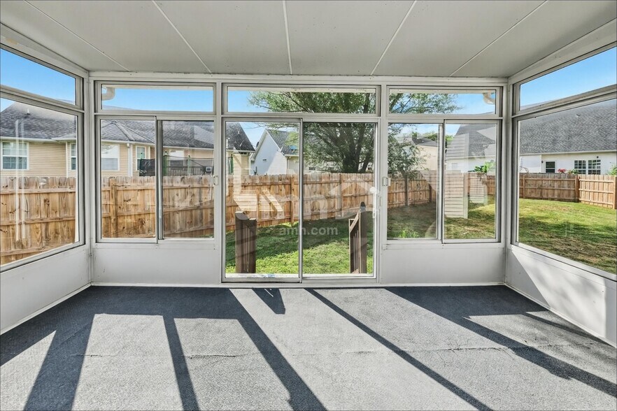 Building Photo - 2533 Kilkenny Ct