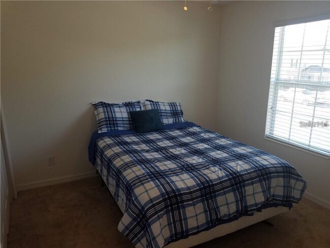 Building Photo - 2929 Sunstone Dr
