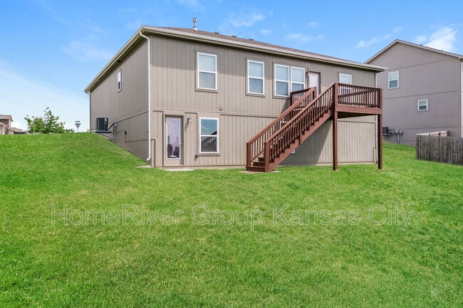 Building Photo - 26125 W 141st Terrace