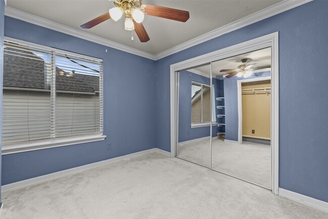 Building Photo - 13051 Meadowline Dr