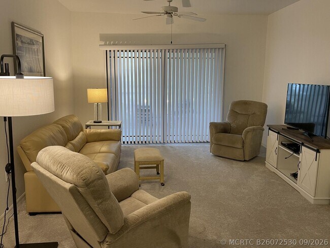 Building Photo - 3023 Alcazar Pl